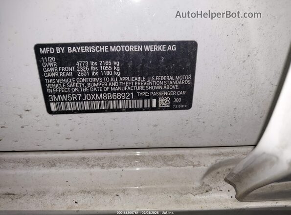 3MW5R7J0XM8B68921 2021 BMW OTHER Белый Вид подкапотного пространства