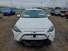 2019 Toyota Yaris L Белый vin: 3MYDLBYV0KY525509