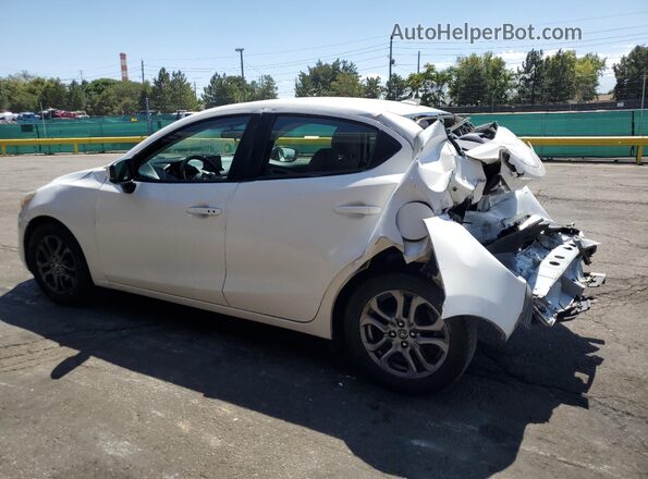 3MYDLBYV4KY507210 2019 TOYOTA YARIS White Tył lewy