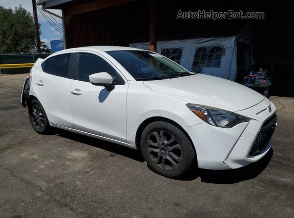 3MYDLBYV4KY507210 2019 TOYOTA YARIS White Przód prawy