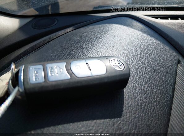3MYDLBYV5JY317110 2018 TOYOTA YARIS IA Черный Вид панели приборов