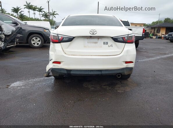3MYDLBYV6HY155188 2017 TOYOTA YARIS IA White 