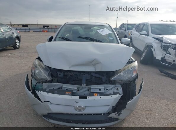 3MYDLBYV6KY500985 2019 TOYOTA YARIS Gray Widok deski rozdzielczej