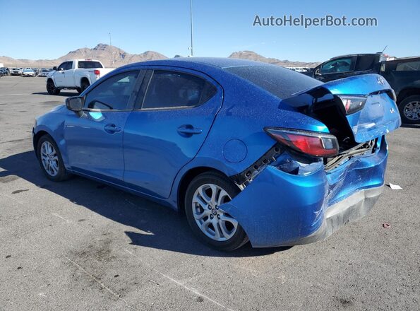 3MYDLBYVXHY193183 2017 TOYOTA YARIS Синий Задняя левая четверть