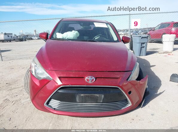 3MYDLBYVXJY302425 2018 TOYOTA YARIS IA Maroon Instrument cluster view