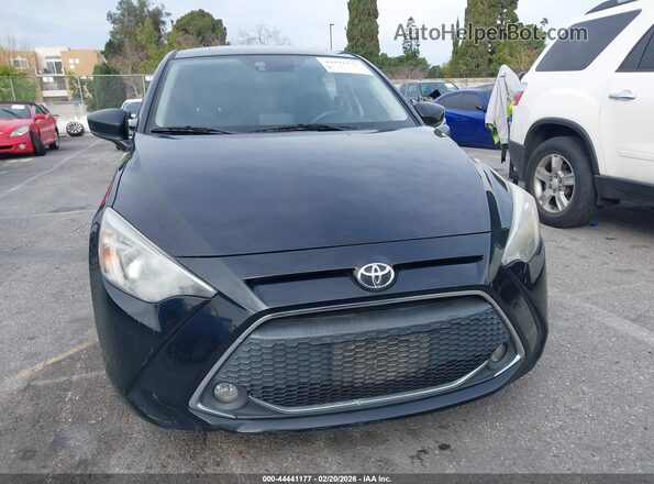 3MYDLBYVXKY501833 2019 TOYOTA LE Черный Вид задней части салона
