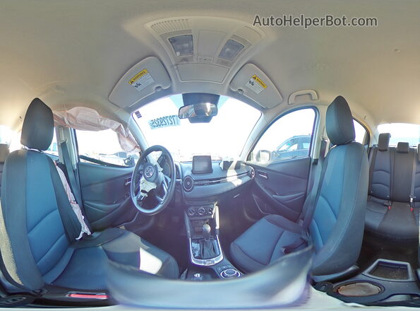 3MYDLBYVXLY715612 2020 TOYOTA YARIS Серебряный Вид наклейки с VIN-кодом