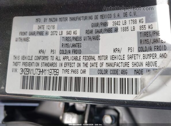3MZBN1U73HM119769 2017 MAZDA 3 Зеленый Вид подкапотного пространства