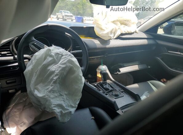 3MZBPABL7NM303618 2022 MAZDA 3 Синий Вид панели приборов
