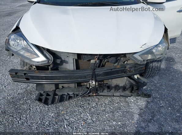 3N1AB7AP0HY272152 2017 NISSAN SENTRA White Вид спереду