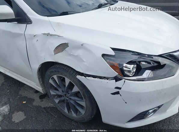 3N1AB7AP0HY368346 2017 NISSAN SENTRA White Widok z przodu
