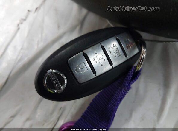 3N1AB7AP8GY319717 2016 NISSAN SENTRA Gray Dashboard view