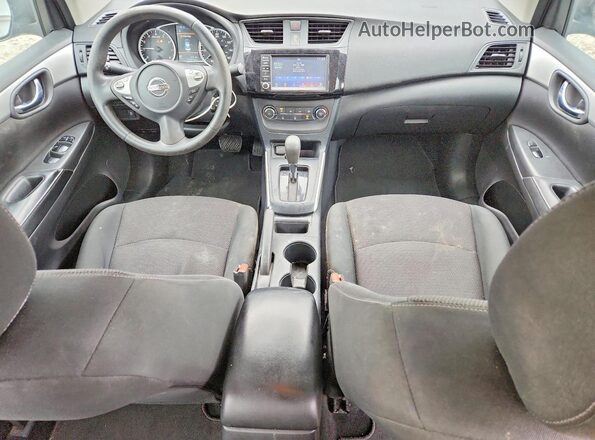 3N1AB7AP9KY245720 2019 NISSAN SENTRA Gray Widok deski rozdzielczej