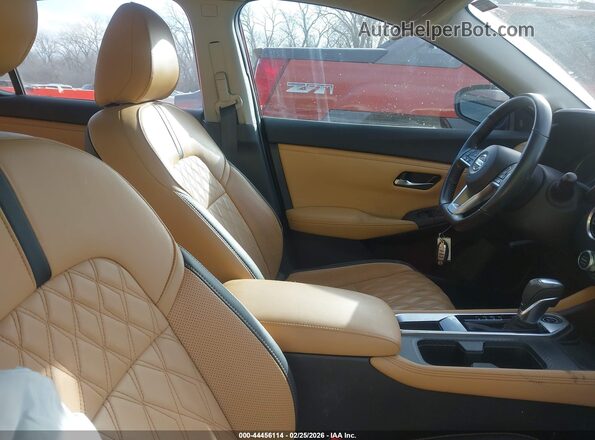 3N1AB8CV3MY312753 2021 NISSAN SENTRA Красный Вид салона спереди