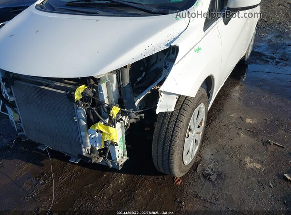 3N1CE2CP4JL360186 2018 NISSAN VERSA NOTE Белый Вид спереди