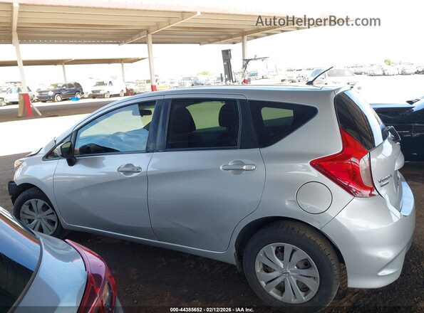 3N1CE2CP5JL370239 2018 NISSAN VERSA NOTE Gray Widok wnętrza 360 stopni