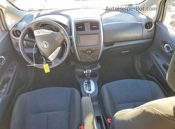 3N1CE2CP7KL365626 2019 NISSAN VERSA Silver Вид панелі приладів
