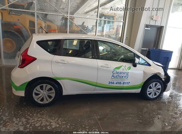 3N1CE2CP9KL359682 2019 NISSAN VERSA NOTE White 360 interior view