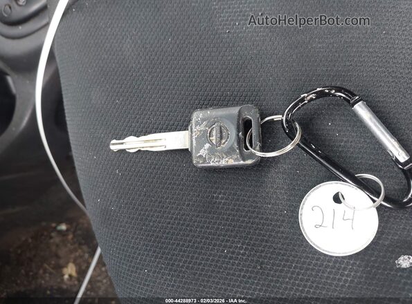 3N1CE2CP9KL365675 2019 NISSAN VERSA NOTE Бордовый Вид панели приборов