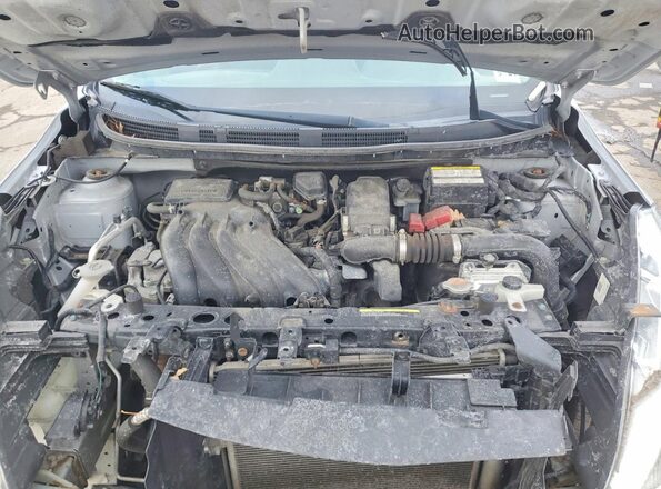 3N1CN7AP2KL863474 2019 NISSAN VERSA Silver Widok wnętrza z tyłu
