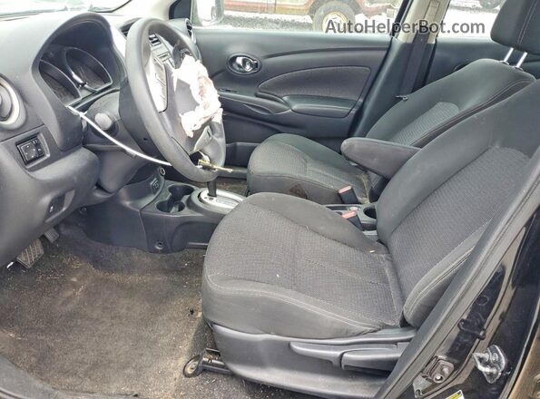 3N1CN7AP3JL858864 2018 NISSAN VERSA Черный Вид салона спереди