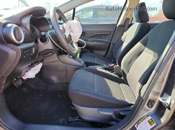 3N1CN8DV5PL856476 2023 NISSAN VERSA Серый Вид салона спереди