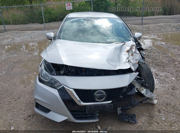 3N1CN8EV2LL809527 2020 NISSAN VERSA Silver Widok deski rozdzielczej