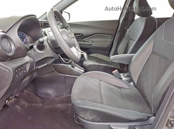 3N1CP5BV3LL489759 2020 NISSAN KICKS Серый Вид салона спереди