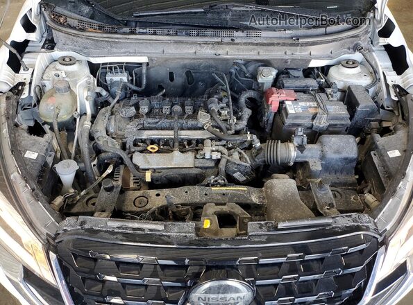 3N1CP5BV5ML554189 2021 NISSAN KICKS White Widok wnętrza z tyłu