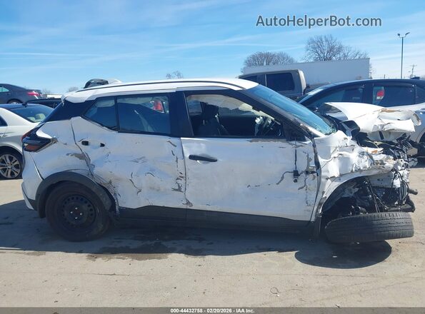 3N1CP5BV9ML528596 2021 NISSAN KICKS White Vista interior trasera