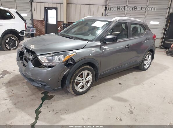 3N1CP5CU0KL529154 2019 NISSAN KICKS Серый Передняя левая четверть