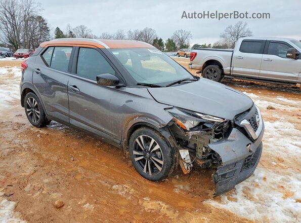 3N1CP5CU3KL495808 2019 NISSAN KICKS Серый Передняя правая четверть