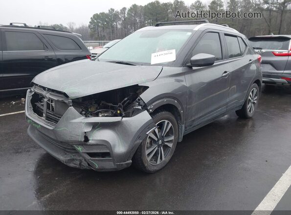 3N1CP5CU3KL543419 2019 NISSAN KICKS Серый Передняя левая четверть