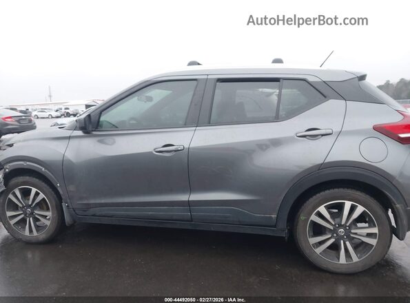 3N1CP5CU3KL543419 2019 NISSAN KICKS Серый 