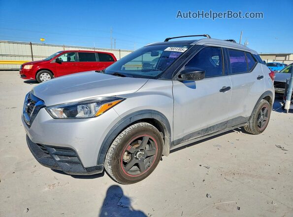3N1CP5CU4JL540379 2018 NISSAN KICKS Серебряный Передняя левая четверть