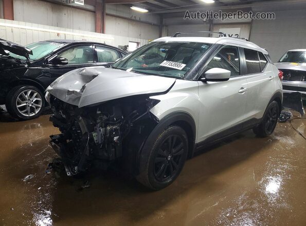 3N1CP5CU5KL522152 2019 NISSAN KICKS Silver Front left