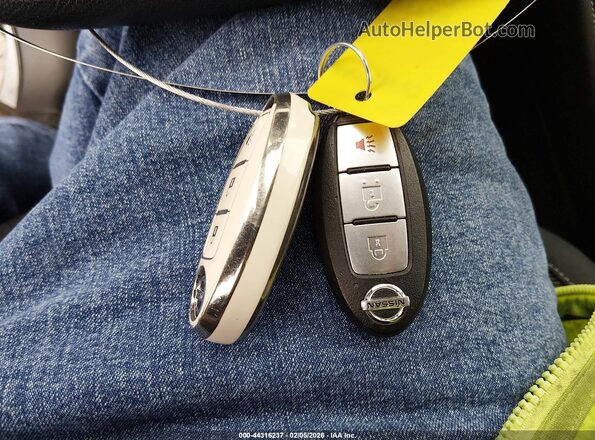 3N1CP5CU5KL564580 2019 NISSAN KICKS White Vista del salpicadero