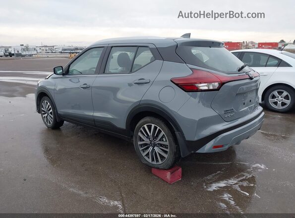 3N1CP5CV4RL559826 2024 NISSAN KICKS Серый Задняя левая четверть