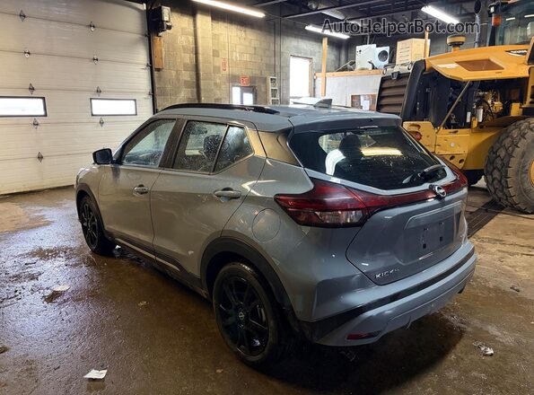3N1CP5DV1RL555019 2024 NISSAN KICKS Серый Задняя правая четверть