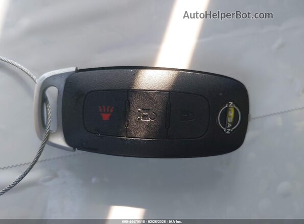 3N8AP6BA8SL336028 2025 NISSAN KICKS Gray Вид панелі приладів