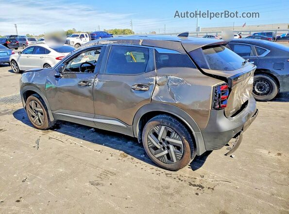 3N8AP6CE1TL314178 2026 NISSAN KICKS Tan Trasero izquierdo