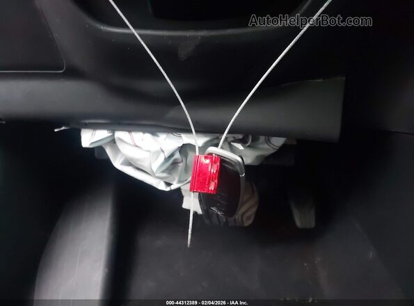 3N8AP6CE9TL353388 2026 NISSAN KICKS Серый Вид панели приборов