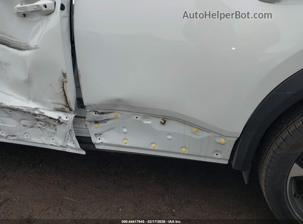 3N8AP6DC1SL308490 2025 NISSAN KICKS Белый Вид спереди