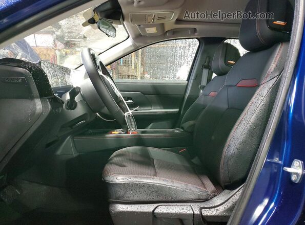 3N8AP6DD4TL309837 2026 NISSAN KICKS Синий Вид салона спереди
