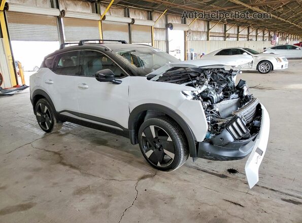 3N8AP6DDXTL312323 2026 NISSAN KICKS Белый Передняя правая четверть