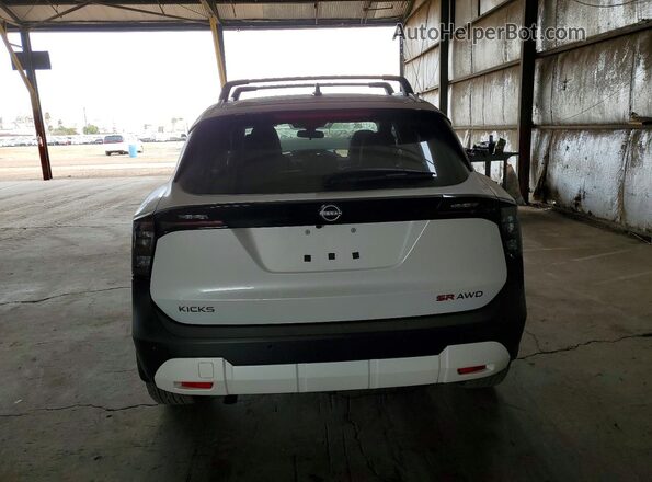 3N8AP6DDXTL312323 2026 NISSAN KICKS Белый Вид сзади