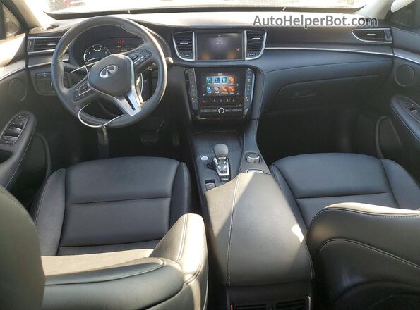 3PCAJ5AB5MF126067 2021 INFINITI QX50 Черный Вид панели приборов
