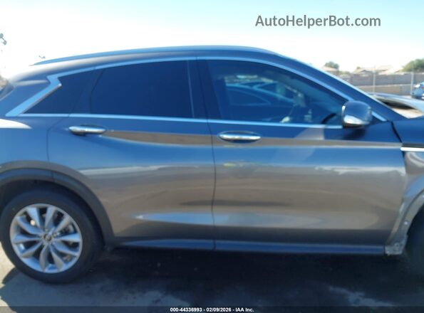 3PCAJ5BA6NF108927 2022 INFINITI QX50 Gray 360 interior view