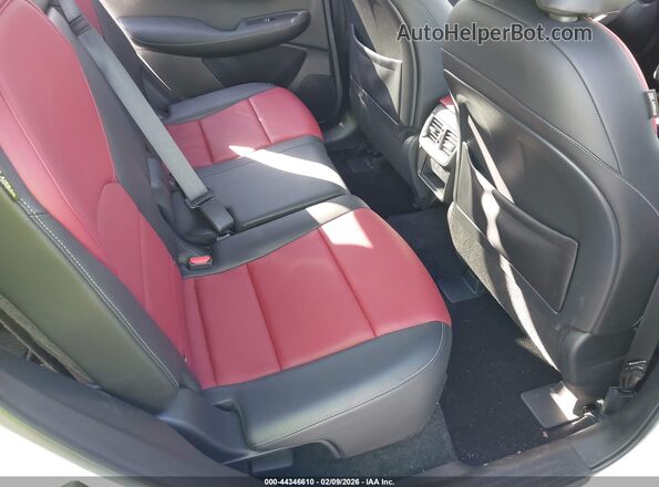 3PCAJ5FAXRF102189 2024 INFINITI QX50 White Widok naklejki z numerem VIN