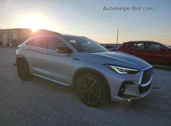 3PCAJ5K38NF105478 2022 INFINITI QX55 Серебряный Передняя правая четверть